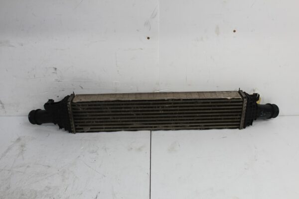 Audi B8 8K 8T A4 A5 1.8l 2.0l Intercooler Charge Air Cooler 8K0145805P