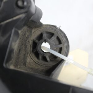 Golf MK7 R Air Intake Filter Box Housing 5Q0129607AC - Image 11