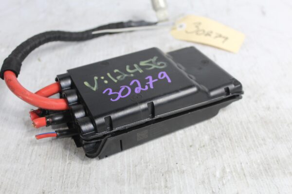 BMW F48 X1 Power Distribution Box B+ 61149321051, 878285001, 8782850
