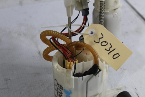 BMW F80 F82 F87 M2 M3 M4 Fuel Pump Assembly 16112284693, 228469305