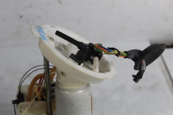 BMW F80 F82 F87 M2 M3 M4 Fuel Pump Assembly 16112284693, 228469305
