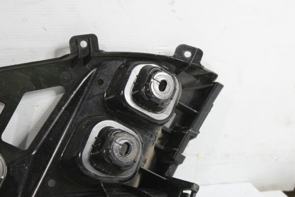 BMW F40 118i Rear Right Bumper Support Mount Bracket 51127461398