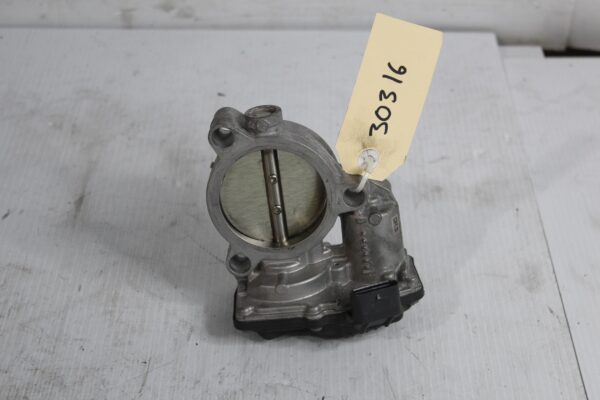 BMW F48 X1 B48 Throttle Body Valve 13547619008