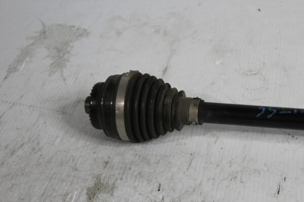 BMW F48 X1 Rear Axle Driveshaft 33207646867, 764686707