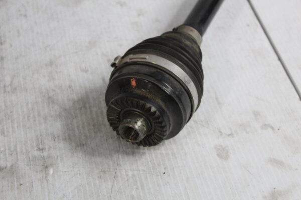 BMW F48 X1 Rear Axle Driveshaft 33207646867, 764686707