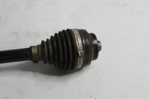 BMW F48 X1 Rear Axle Driveshaft 33207646867, 764686707
