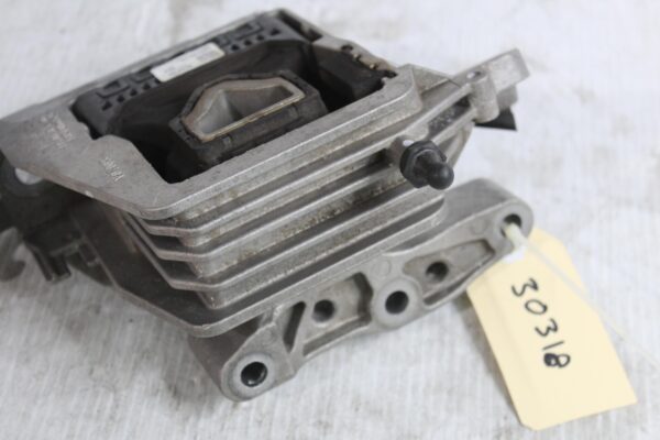 BMW F40 118i B38 Engine Mount 22118835572