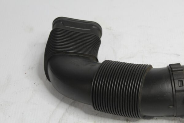 Mercedes Benz W205 C300 M264 Air Inlet Intake Hose Pipe A2640900400