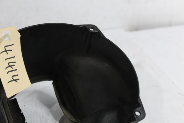 Mercedes Benz W204 C63 AMG Auxiliary Radiator Air Duct Guide A2045000016