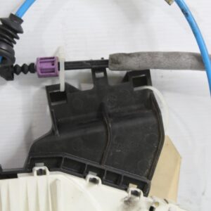 Mercedes Benz W117 C117 CLA Rear Right Door Lock Actuator A2047302835, A0997305600 - Image 4