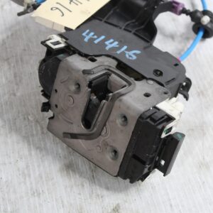 Mercedes Benz W117 C117 CLA Rear Right Door Lock Actuator A2047302835, A0997305600 - Image 9