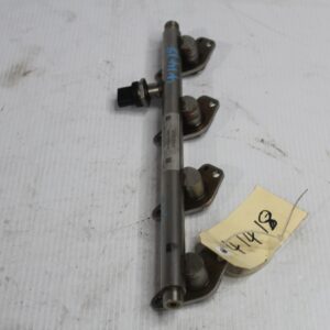 Mercedes Benz W176 W117 A45 CLA45 Fuel Rail A2700701995 - Image 4