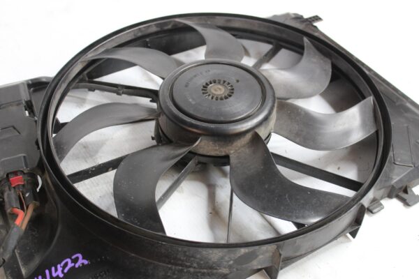 Mercedes Benz W176 W117 A250 CLA250 Radiator Fan w Shroud A2465000064