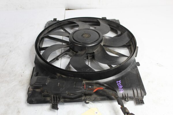 Mercedes Benz W176 W117 A250 CLA250 Radiator Fan w Shroud A2465000064