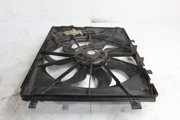 Mercedes Benz W176 W117 A250 CLA250 Radiator Fan w Shroud A2465000064