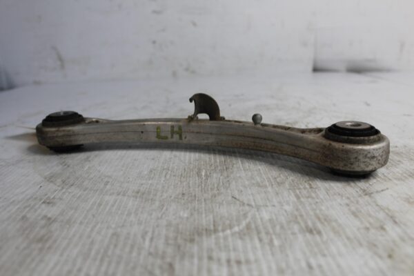 Porsche 958 92A Cayenne Rear Upper Wishbone Control Arm 95533104710