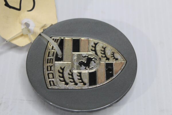 Porsche 955 957 Wheel Centre Cap SILVER 95536130300, 7L5601149