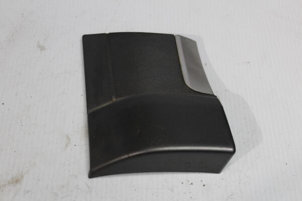Porsche 957 Cayenne Front Right Lower Fender Mould Trim 95555964202, 7L5854960