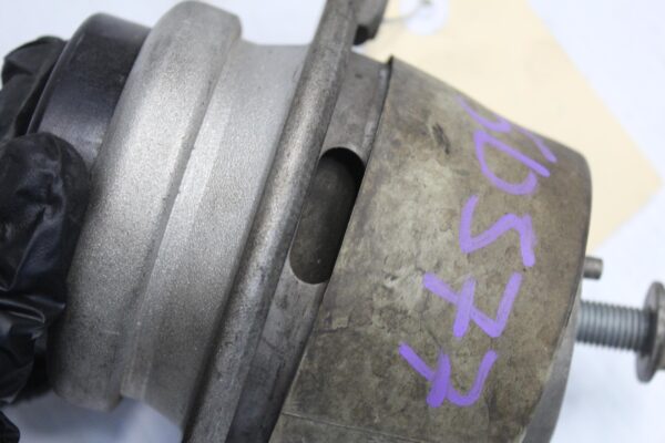 Porsche 957 Cayenne Turbo Right RH Engine Mount 94837505001