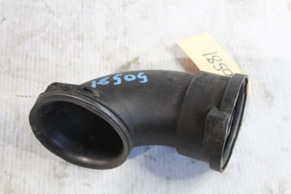 Porsche 957 Cayenne RH Right Intake Pipe Hose 95511010200, 7L0129533