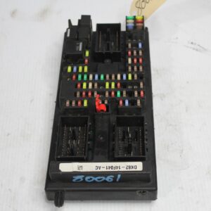Range Rover L494 Sport Body Control Module Fuse Box LR042132, LR068360 - Image 2