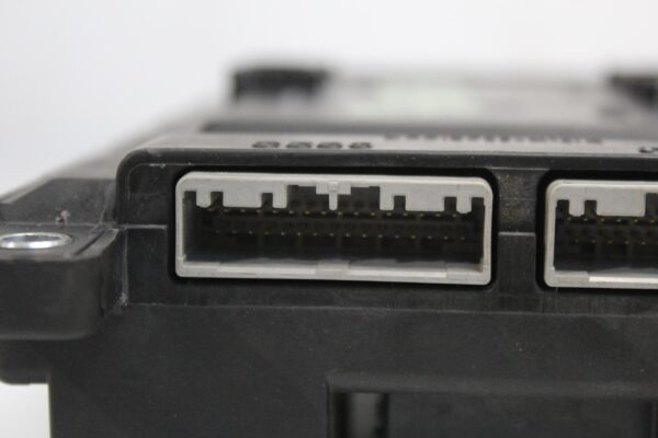 Range Rover L494 Sport Body Control Module Fuse Box LR042132, LR068360