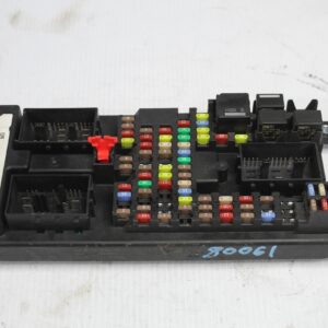 Range Rover L494 Sport Body Control Module Fuse Box LR042132, LR068360 - Image 3