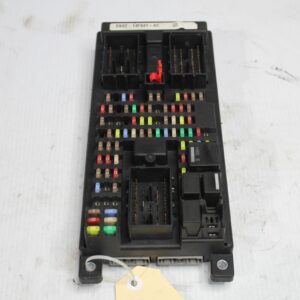 Range Rover L494 Sport Body Control Module Fuse Box LR042132, LR068360 - Image 4