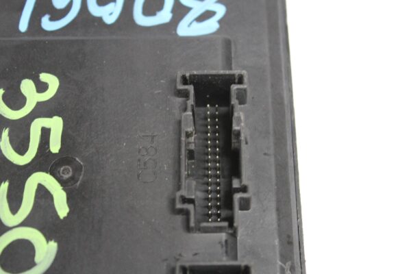Range Rover L494 Sport Body Control Module Fuse Box LR042132, LR068360