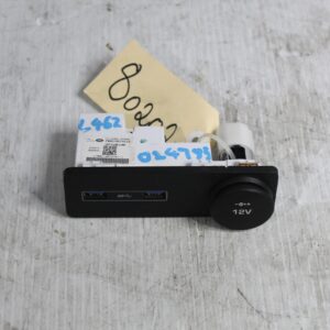 Land Rover L462 Discovery 5 USB 12V AUX Socket LR070583, FW9319E110CA