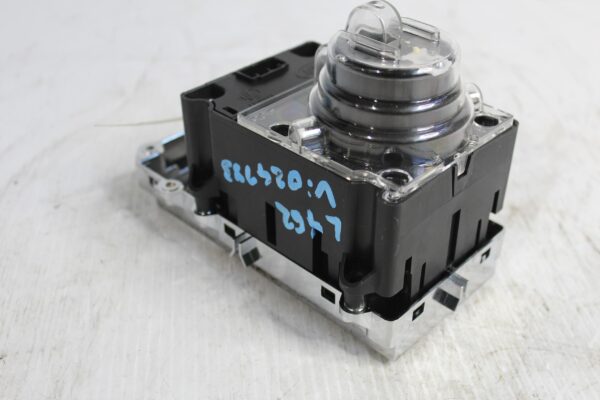 Land Rover L462 Discovery 5 Terrain Chassis Control Switch Unit LR081361