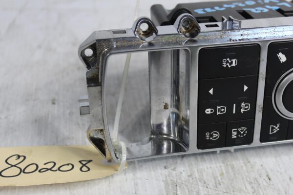 Land Rover L462 Discovery 5 Terrain Chassis Control Switch Unit LR081361