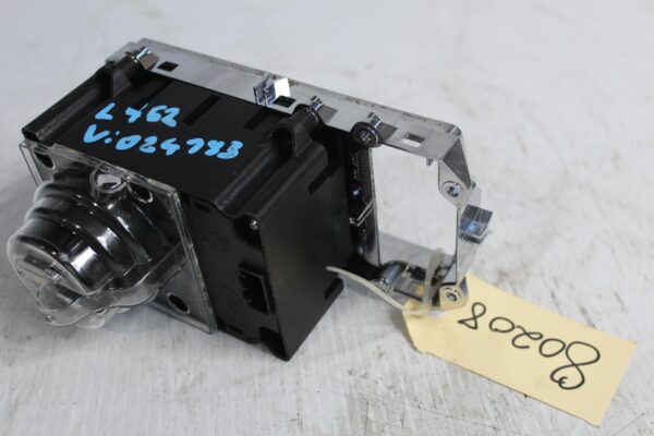 Land Rover L462 Discovery 5 Terrain Chassis Control Switch Unit LR081361