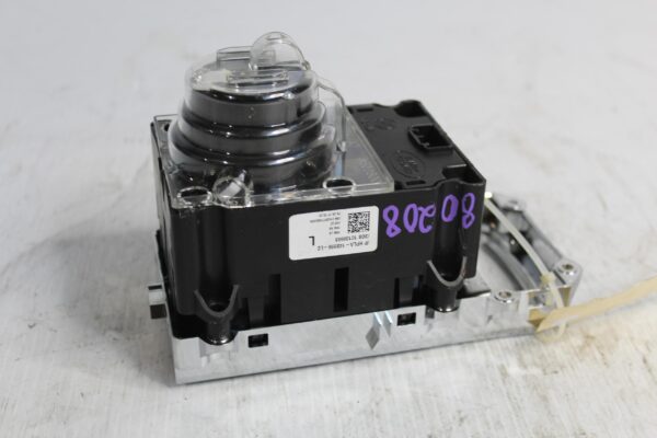 Land Rover L462 Discovery 5 Terrain Chassis Control Switch Unit LR081361