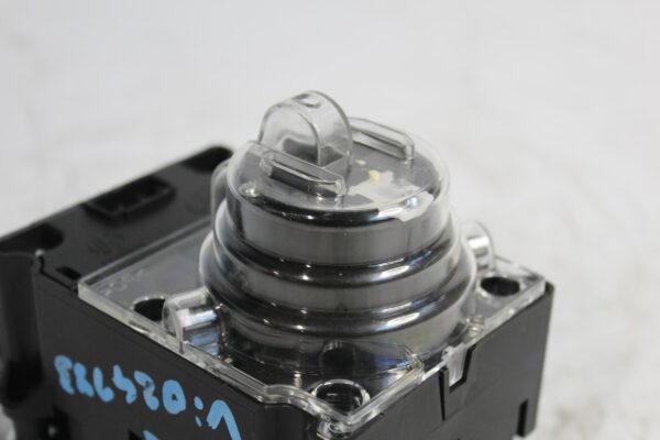 Land Rover L462 Discovery 5 Terrain Chassis Control Switch Unit LR081361