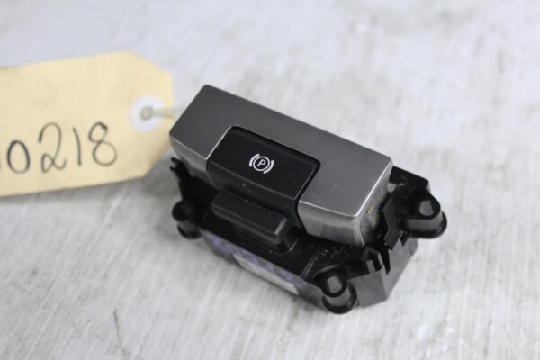 Range Rover Sport L494 Electric Park Brake Switch Button LR070379, LR133124