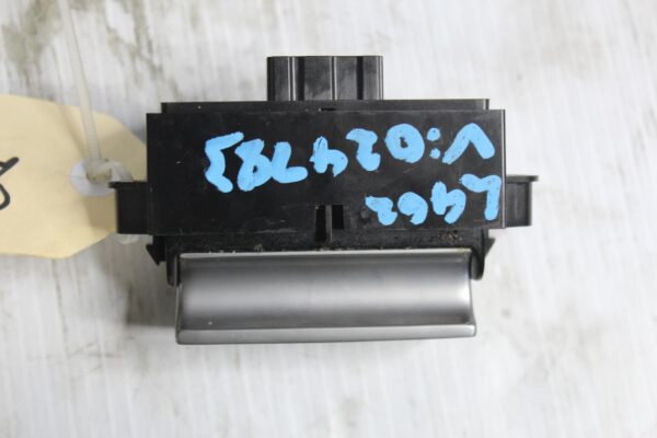 Range Rover Sport L494 Electric Park Brake Switch Button LR070379, LR133124