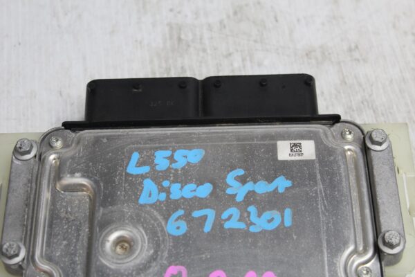 Land Rover L550 Discovery Sport 2.0L ECU ECM Engine Control Unit LR088575