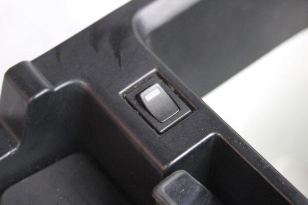 Range Rover Sport L494 Centre Console Cooler Box LR074679