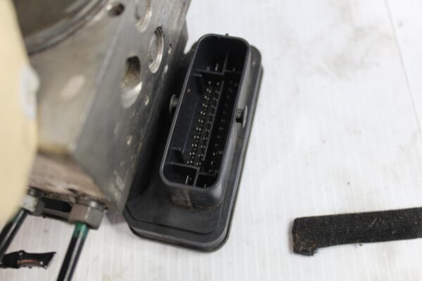 Range Rover Sport L494 ABS Pump Modulator Control Unit LR056059, DPLA14F447AF