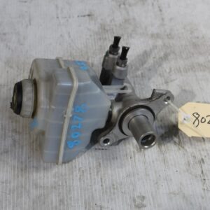 Range Rover Sport L494 Brake Master Cylinder LR048138, LR033628, LR124816