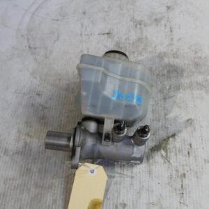 Range Rover Sport L494 Brake Master Cylinder LR048138, LR033628, LR124816 - Image 2