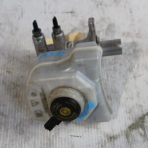 Range Rover Sport L494 Brake Master Cylinder LR048138, LR033628, LR124816 - Image 4
