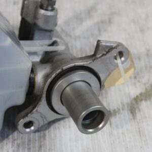 Range Rover Sport L494 Brake Master Cylinder LR048138, LR033628, LR124816 - Image 6
