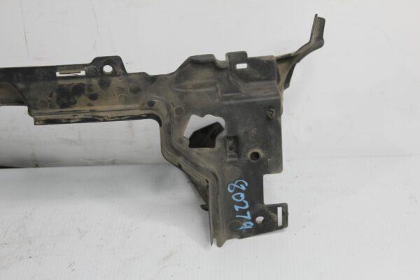 Range Rover L494 Sport Upper Air Deflector Plastic Guide LR043743, LR101104