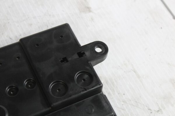 Range Rover Sport L494 Main Fuse Junction Box "MEGAFUSE" Holder LR050937