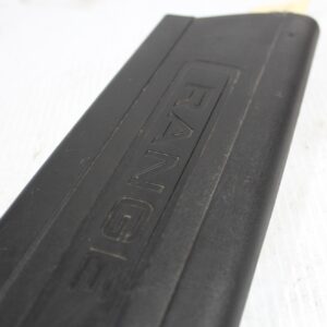 Range Rover L494 Sport Front Right Door Scuff Plate DPLA13200A - Image 9