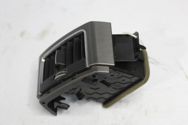 Range Rover L494 Sport RH Right Dashboard Air Vent LR044685, LR084735