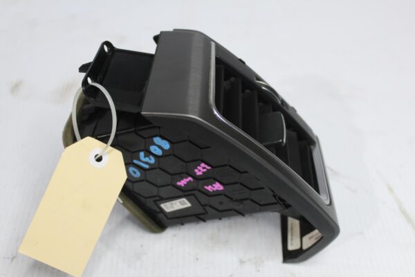 Range Rover L494 Sport RH Right Dashboard Air Vent LR044685, LR084735