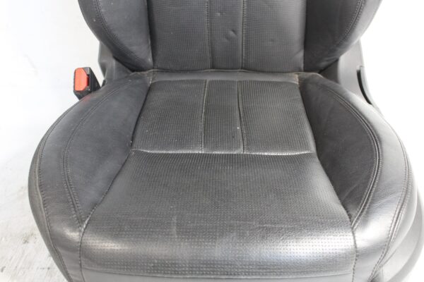 Land Rover L550 Discovery Sport Front Left Passenger Seat Assembly